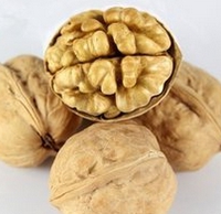 核桃深加工——核桃油，核桃粉，核桃工藝品，活性炭制品(圖1)